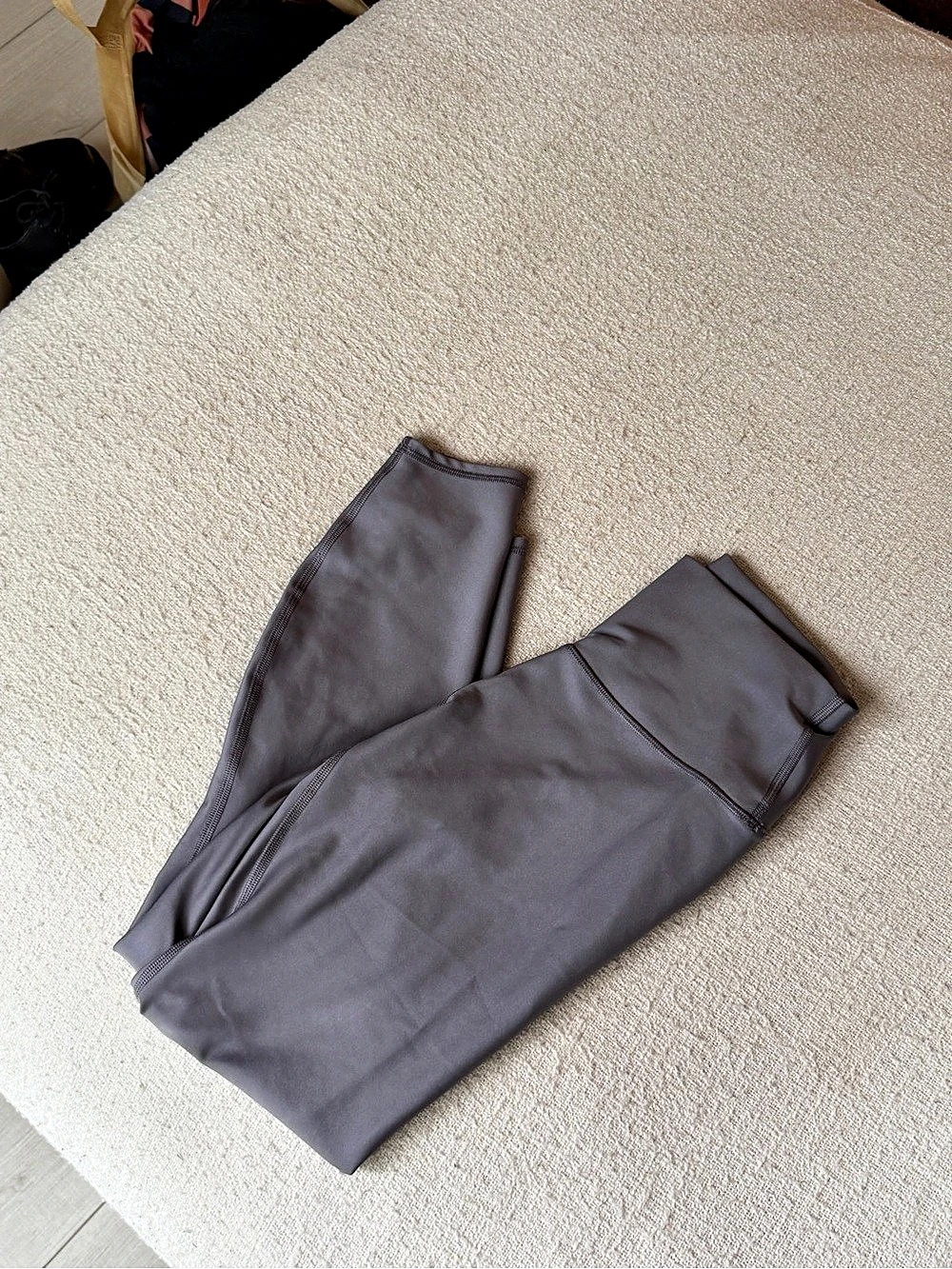 Alo Purple/Gray Leggings Like New